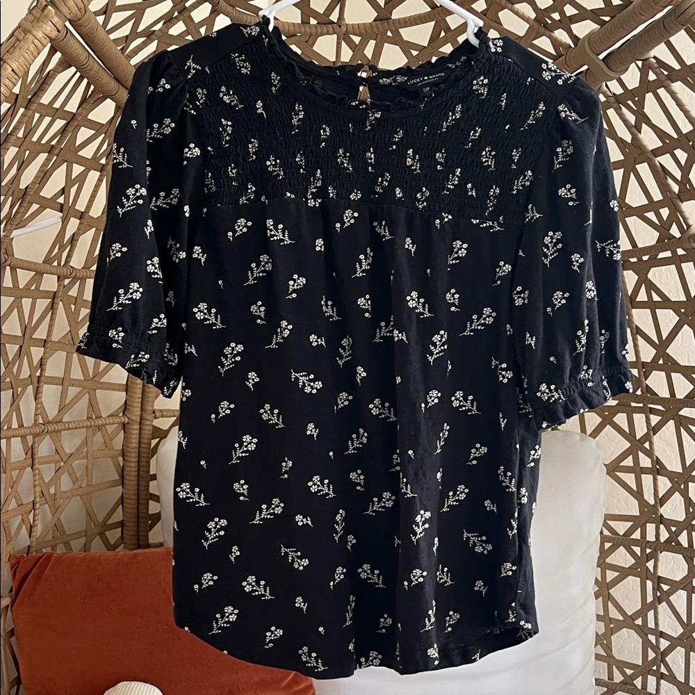Lucky Brand Black Floral Smocked Yoke Top